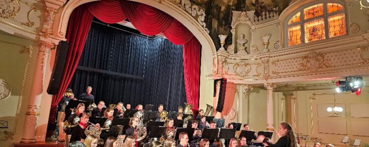 Furioses Winterkonzert im Goldenen Löwen mit Standing Ovation 2.0
